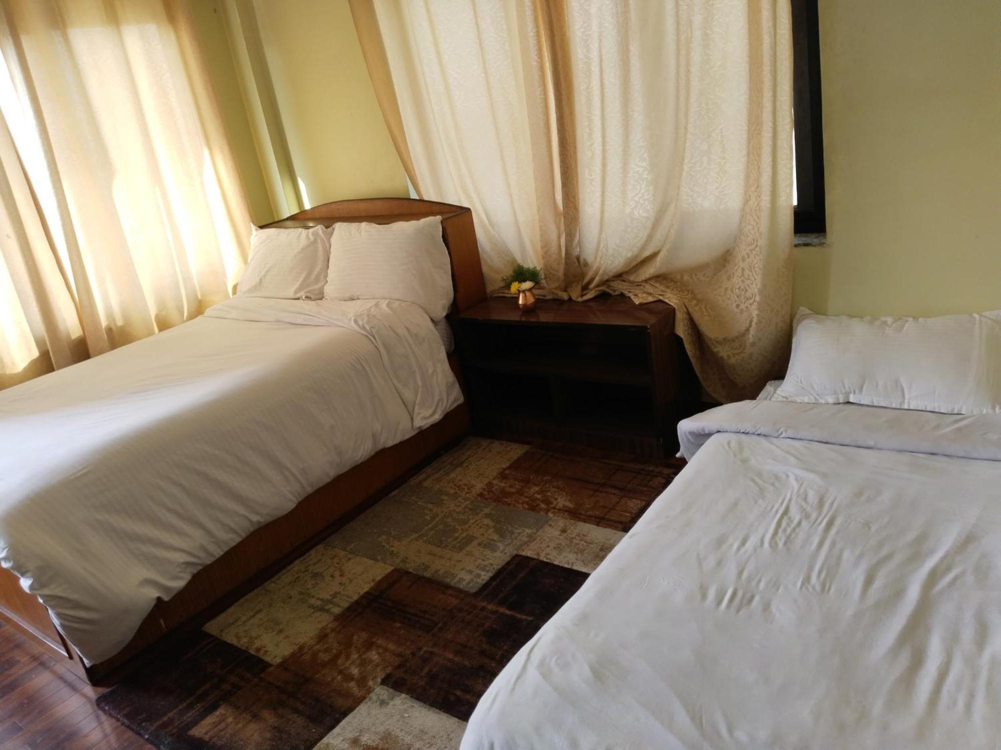 Kathmandu Airport View Hotel And Lodge Buitenkant foto